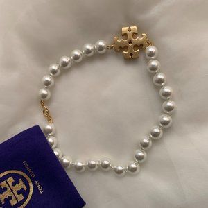 Tory Burch Roxanne Pearl Necklace